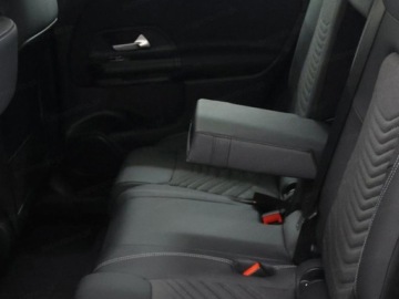 Mercedes GLB SUV 1.3 200 163KM 2025 MERCEDES-BENZ GLB 200 Progressive Suv 1.3 (163KM) 2025, zdjęcie 13