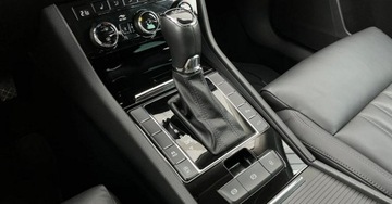 Skoda Superb III Kombi Facelifting 2.0 TDI SCR 150KM 2019 Skoda Superb Skora Automat Navi Webasto Hak Parktronic FV23, zdjęcie 17