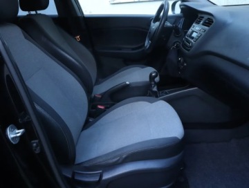 Hyundai i20 II Hatchback 5d 1.2 75KM 2015 Hyundai i20 1.2, Klima, zdjęcie 8