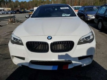 BMW Seria 5 F10-F11 M5 Limuzyna 4.4 V8 560KM 2013 BMW M5 2013, 4.4L, od ubezpieczalni, zdjęcie 1