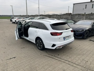 Kia Ceed III Kombi Facelifting 1.6 GDI PHEV 141KM 2023 Kia Cee'd PL Hybryda Plug IN Automat Kamera, zdjęcie 3