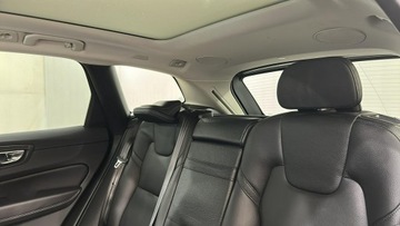 Volvo XC60 II 2019 Volvo XC 60 T8 AWD Plug In Hybrid Inscription, zdjęcie 11