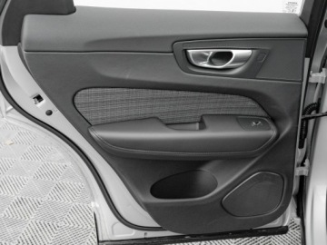 Volvo XC60 II 2023 Volvo XC 60 FZ7554T#B4 D Core Podgrz.f kier I, zdjęcie 22