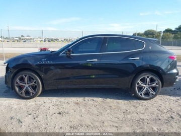 Maserati Levante 2022 Maserati Levante GT 2022 3.0l 3.0 Benzyna 345KM, zdjęcie 2