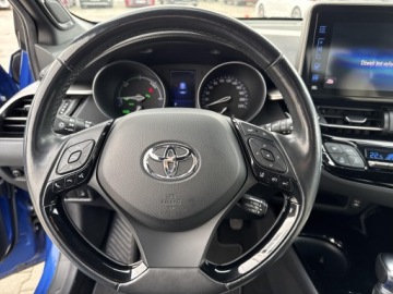 Toyota C-HR I Crossover 1.8 Hybrid 122KM 2018 Toyota C-HR 1.8 Hybrid Selection Toyota C-HR SELEC, zdjęcie 13