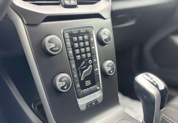 Volvo V40 II Cross Country 2.0 D2 DRIVE-E 120KM 2016 Volvo V40 2016r. 2.0 Diesel 120KM, zdjęcie 12