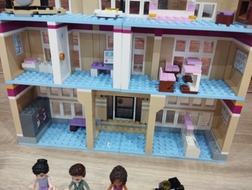LEGO Friends 41134 KLOCKI LEGO FRIENDS SZKOŁA ARTYSTYCZNA W HEARTLAKE