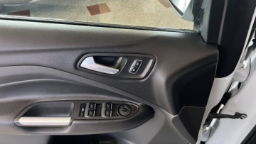 Ford Kuga II SUV 1.5 EcoBoost 150KM 2015 Ford Kuga Ford Kuga 1.5 ecoboost 150 km. 1.5 Benzyna 150KM, zdjęcie 22