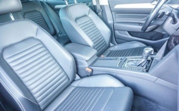Volkswagen Passat B8 Limousine Facelifting 2.0 TSI 272KM 2020 Volkswagen Passat Volkswagen Passat Elegance 2.0TSI 272KM 4x4 DSG 2.0 272KM, zdjęcie 37