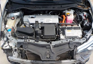 Toyota Auris II 2016 Toyota Auris Okazja 1.8 Hybryda 100KM, zdjęcie 2
