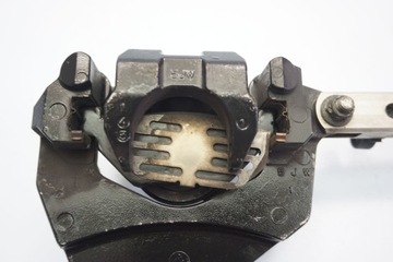 YAMAHA FJR 1300 01-05 ЗАДНИЙ ТОРМОЗНОЙ СУППОРТ