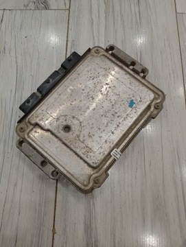 ECU RENAULT MASTER 2.5 DCI 8200311550 0281011940