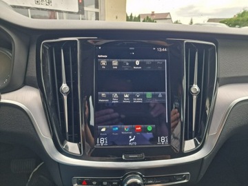 Volvo V60 II  2022 Volvo V60 Recharge T6 AWD Geartronic Core, zdjęcie 29