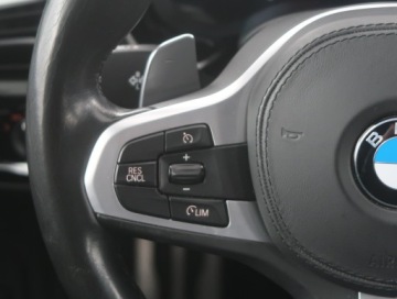 BMW Seria 5 G30-G31 Limuzyna 520d 190KM 2017 BMW 5 520d, Salon Polska, Serwis ASO, 187 KM, zdjęcie 16