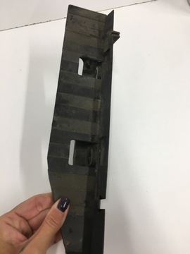 WSPORNIK AKUMULATORA AUDI A4 B6 8E0805213B