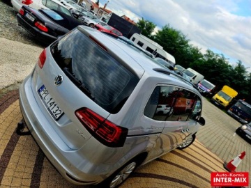 Volkswagen Sharan II Van Facelifting 2.0 TDI SCR 150KM 2015 Volkswagen Sharan Zarejestrowany gotowy do jazdy bogata wersja 2.0 Diesel, zdjęcie 9