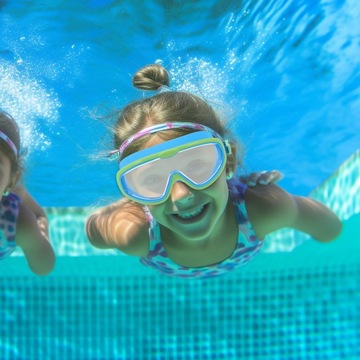 Очки для плавания для детей. Защита глаз для плавания. Очки для плавания для малышей.