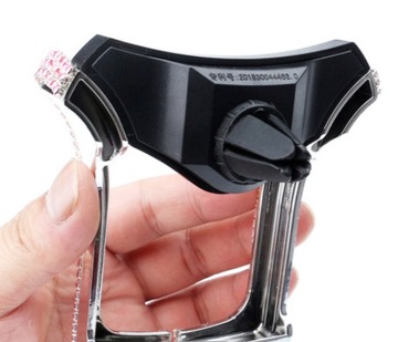 UCHWYT NA TELEFON DO KRATKI AUTA DIAMENTY RÓŻOWY