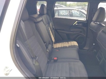 Mitsubishi Outlander III 2024 Mitsubishi Outlander 2024r., 4x4, 2.5L 2.5 Benzyna 181KM, zdjęcie 9