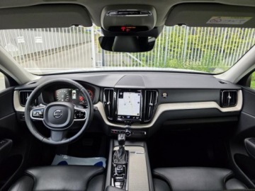 Volvo XC60 II Crossover D4 190KM 2018 VOLVO XC60 AWD/4X4, D4 2.0l diesel 190KM Salon PL Bezwypadkowy ASO do końca, zdjęcie 9