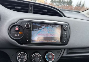 Toyota Yaris III Hatchback 5d Facelifting 1.0 VVT-i 69KM 2014 Toyota Yaris Toyota Yaris Benzyna 70KM, zdjęcie 16