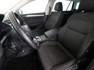 Skoda Superb III Kombi Plug-In Hybrid 1.4 TSI Plug-In-Hybrid 218KM 2020 Škoda Superb Skoda Superb PHEV automat virtual, zdjęcie 12