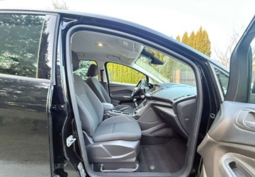 Ford C-MAX II Grand C-MAX Facelifting 1.5 TDCi 95KM 2015 Ford C-MAX Ford C-MAX 1.5 TDCi Start-Stop-System COOLampCONNECT 1.5 95KM, zdjęcie 22