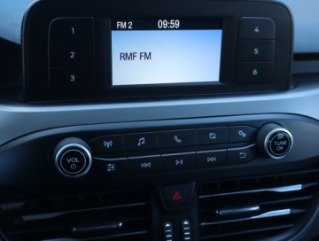 Ford Focus IV Hatchback 1.0 EcoBoost 125KM 2019 Ford Focus 1.0 EcoBoost, Salon Polska, zdjęcie 11