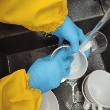 ЗАЩИТНЫЕ ВОДОНЕПРОНИЦАЕМЫЕ РУКАВА ЖЕЛТЫЕ PROS МОДЕЛЬ 002