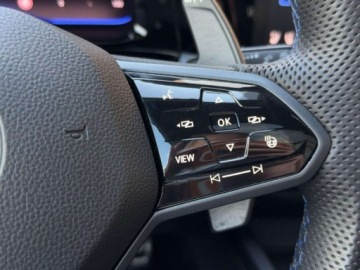 Volkswagen Golf VIII R Variant 2.0 TSI 320KM 2022 Volkswagen Golf Variant R 4Motion 320KM, ACC, APP, Harman Kardon, Ambiente, zdjęcie 20