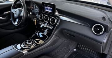 Mercedes GLC C253 SUV 2.0 250 211KM 2016 Mercedes-Benz GLC SalonPL 4Matic 9G-Tronic Alufelgi Klimatyzacja Aut., 2-s, zdjęcie 4