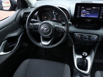 Toyota Yaris IV Hatchback 1.5 Dynamic Force 125KM 2022 Toyota Yaris 1.5 VVT-i, Salon Polska, zdjęcie 6