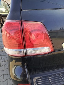 LAND CRUISER 200 SVĚTLO LEVÝ ZADNÍ W KRYT EU