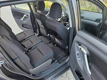 Toyota Verso Minivan 2.0 D-4D 126KM 2012 Toyota Verso 2.0 127 KM Klimatronik, zdjęcie 13