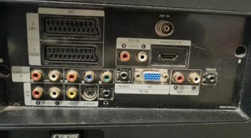 ПОВРЕЖДЕННЫЙ ТЕЛЕВИЗОР SAMSUNG 40 ДЮЙМОВ LE40S62B + ПУЛЬТ ПУЛЬТА ПУЛЬТА