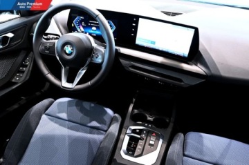 BMW Seria 2 F74 2025 BMW Seria 2 220 GCFV23Shadow-LineM SportActive GuardReflektor LED, zdjęcie 13