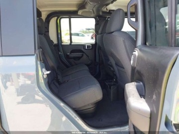 Jeep Gladiator 2024 Jeep Gladiator Willys 2024 3.6l 3.6 Benzyna 285KM, zdjęcie 12