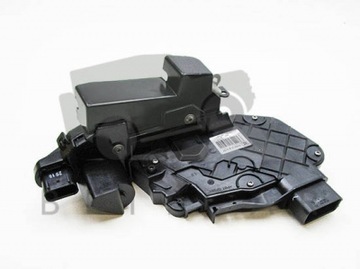 Zamek drzwi lewy przód Land Rover LR091526