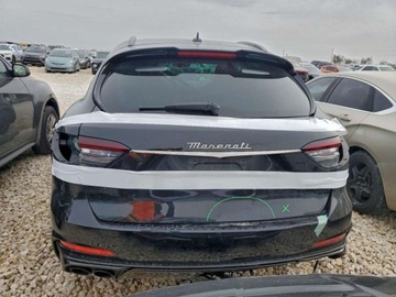 Maserati Levante 2022 Maserati Levante Trofeo 2022 3.8 Benzyna 580KM, zdjęcie 2