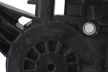 JEEP WRANGLER 2018 LEVÝ STRANA MOTOREK ZVEDÁNÍ OKNO DVEŘE ZADNÍCH