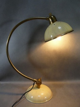 STOJĄCA LAMPA NA BIURKO