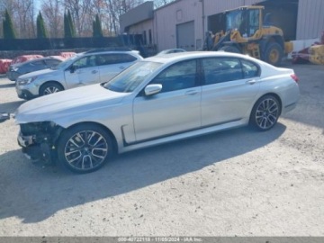 BMW Seria 7 G11-G12 2020 BMW Seria 7 xdrive, 2020r., 4x4, 4.4L 4.4 Benzyna 523KM, zdjęcie 1