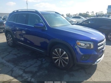 Mercedes GLB 2022 Mercedes-Benz GLB 2022 r., 2,0L 250 4MATIC 2.0 Benzyna 221KM, zdjęcie 2