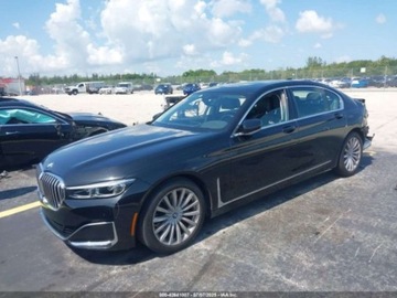 BMW Seria 7 G70 2022 BMW Seria 7 740i 2022 3.0l 3.0 Benzyna 335KM, zdjęcie 1