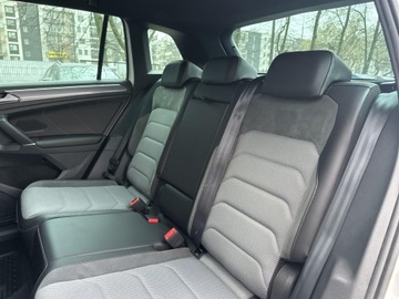 Volkswagen Tiguan II SUV 2.0 TSI BlueMotion Technology 220KM 2018 Volkswagen Tiguan 2.0 TSI 220KM R-line, ASO, Salon, zdjęcie 34
