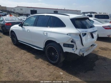 Mercedes GLC C254/X254 2024 Mercedes-Benz GLC 300, 2024r., 4x4, 2.0L 2.0 Benzyna 255KM, zdjęcie 3