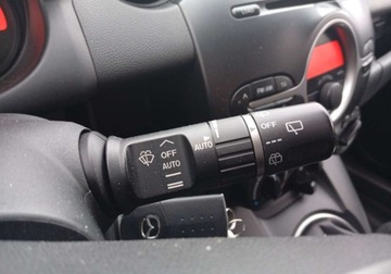 Mazda 2 II Hatchback 5d 1.3 86KM 2010 Mazda 2 Bezwypadkowy - klimatyzacja - benzyna 1,3 - 86 KM 1.3 Benzyna 86KM, zdjęcie 30