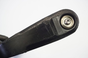 YAMAHA MT-09 TRACER 15-17 HANDBAR OSŁONA PRAWA