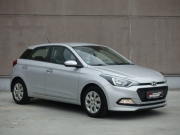 Hyundai i20 II Hatchback 5d 1.2 75KM 2015 Hyundai i20 1.2, zdjęcie 1
