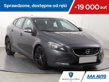 Volvo S40 II 2.0 D3 150KM 2012